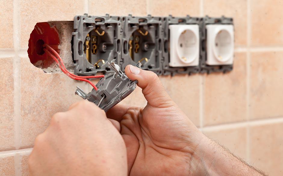 recherche travail électricien bâtiment Créteil