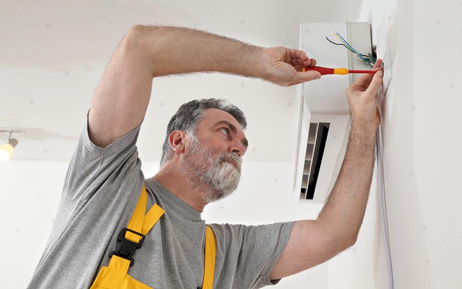 cherche électricien Évry